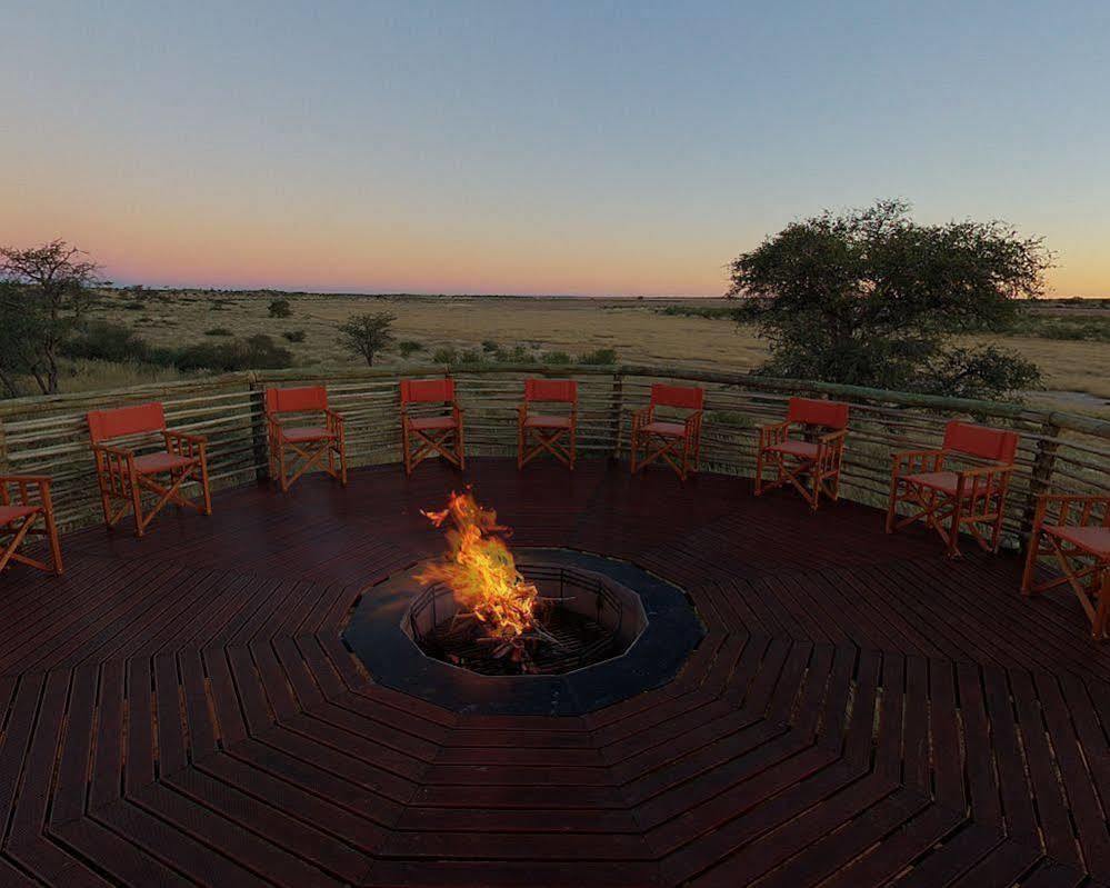 Suricate Tented Lodge Mariental Buitenkant foto