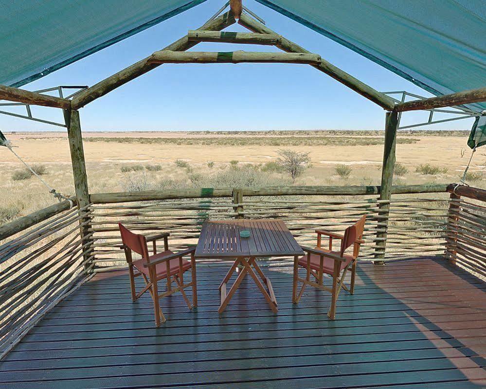 Suricate Tented Lodge Mariental Buitenkant foto